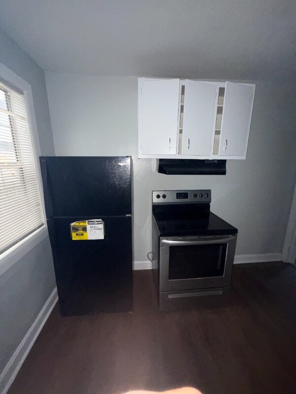 Building Photo - 2200 Fulton Ave SW