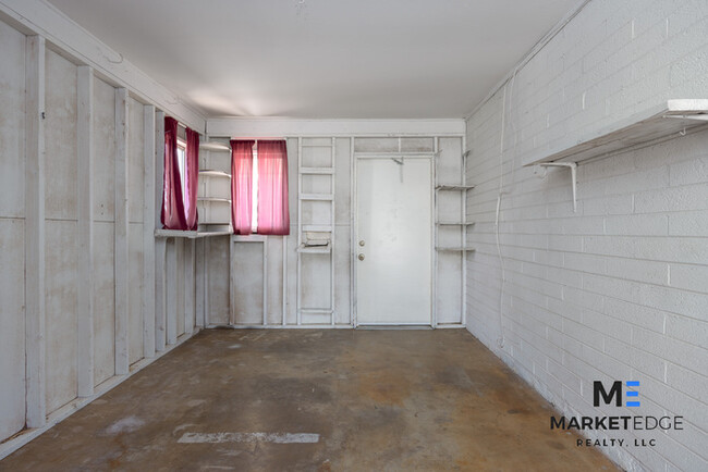 Building Photo - Home at Peoria/111th Ave! JOIN THE WAITLIST!