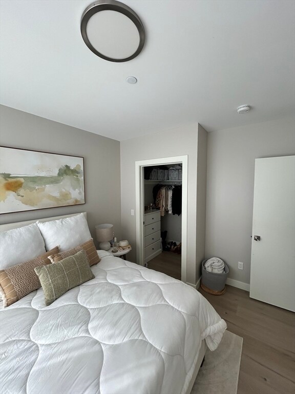 Building Photo - 400 W Broadway