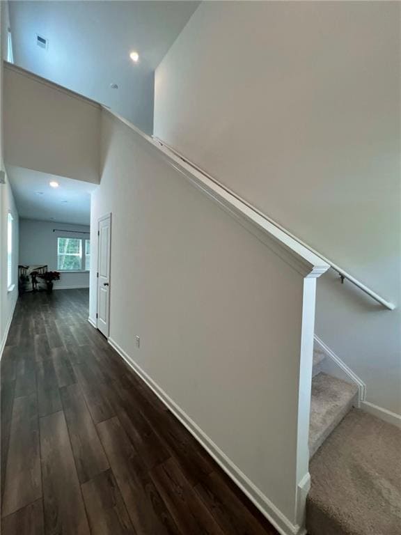 Building Photo - 705 Evergreen Rd
