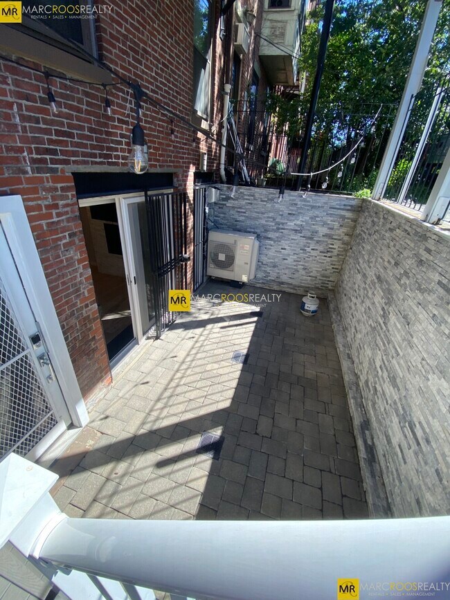 Building Photo - 465 Massachusetts Ave