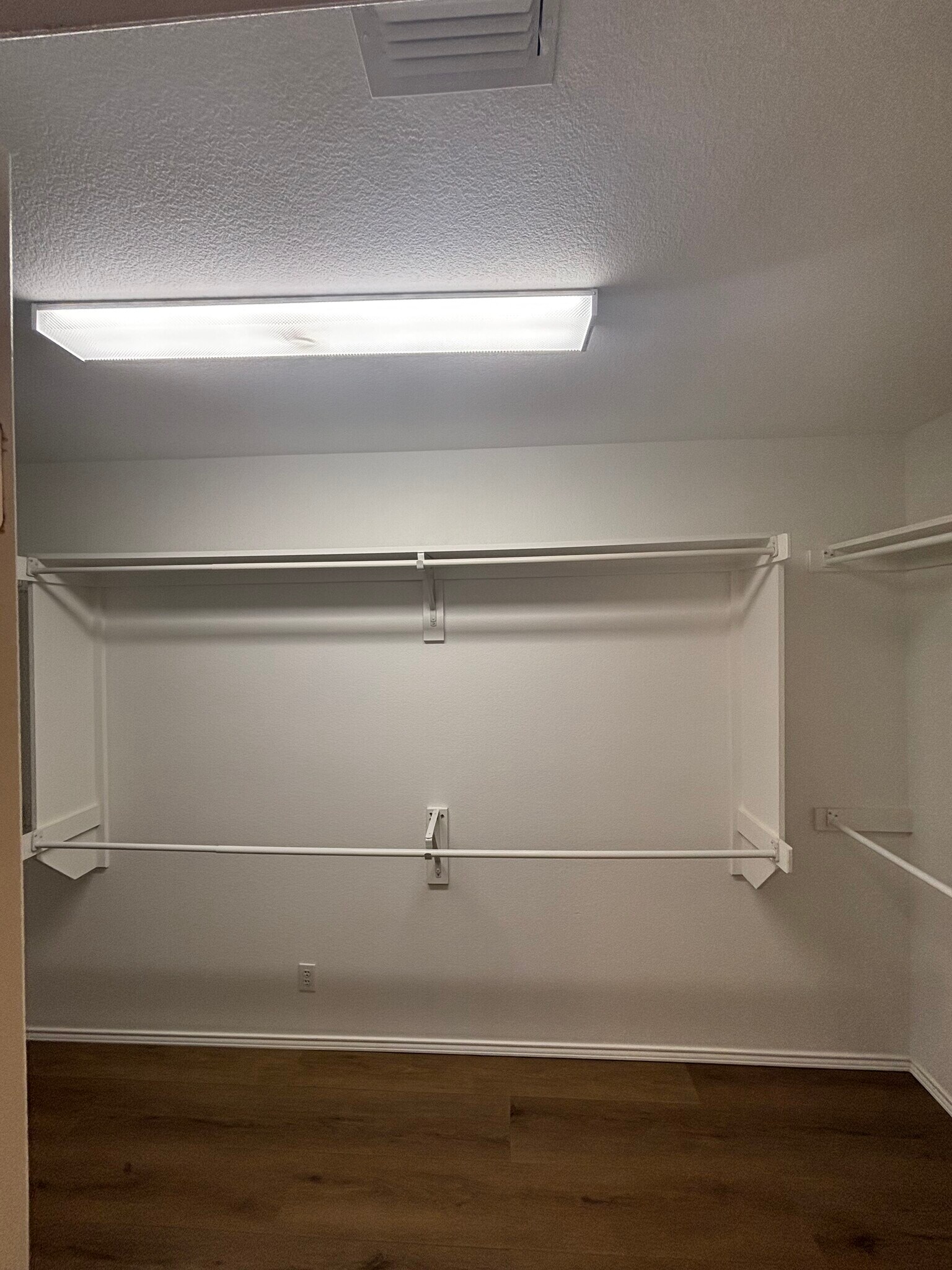 Building Photo - 128 Cookston Ln