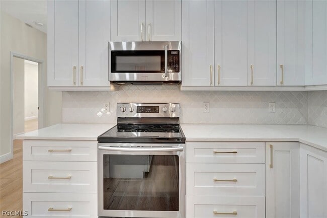 Building Photo - 5794 Elizabeth Ann Way