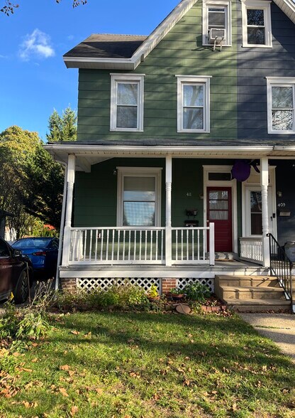 Primary Photo - 411 7th St