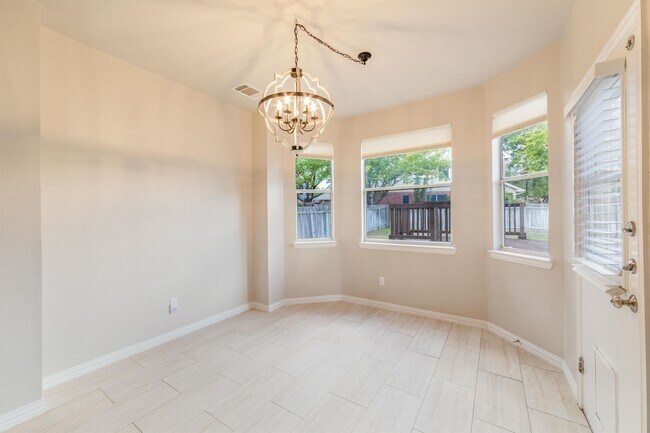 Building Photo - 17201 Village Glen Cove