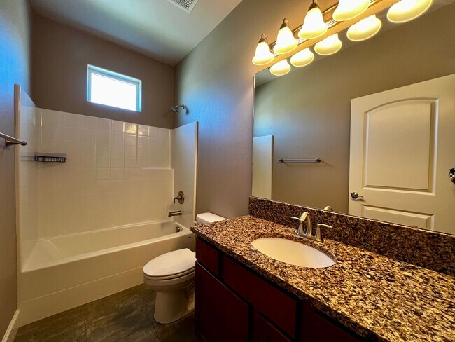 Building Photo - 8819 Kail Dr