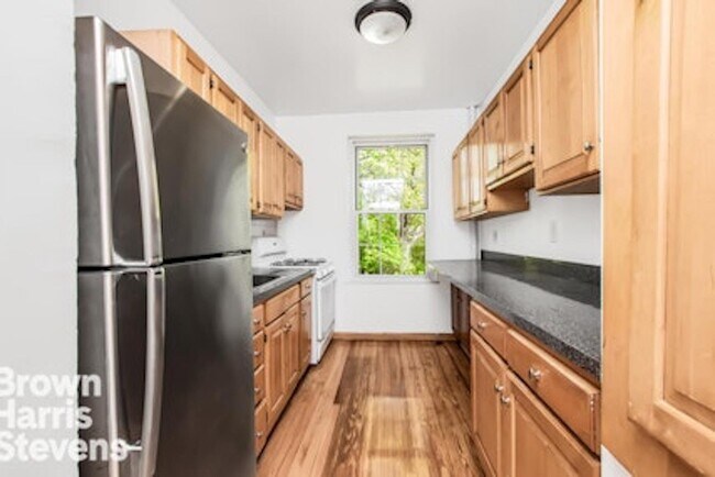 Building Photo - 4513 Manhattan College Pkwy