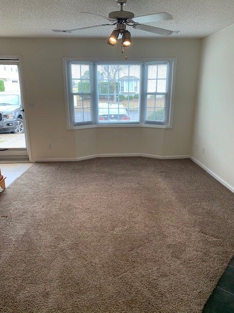 Building Photo - 2152 Flagstone Ct