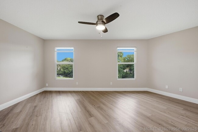 Building Photo - 1033 Goldenrod Rd