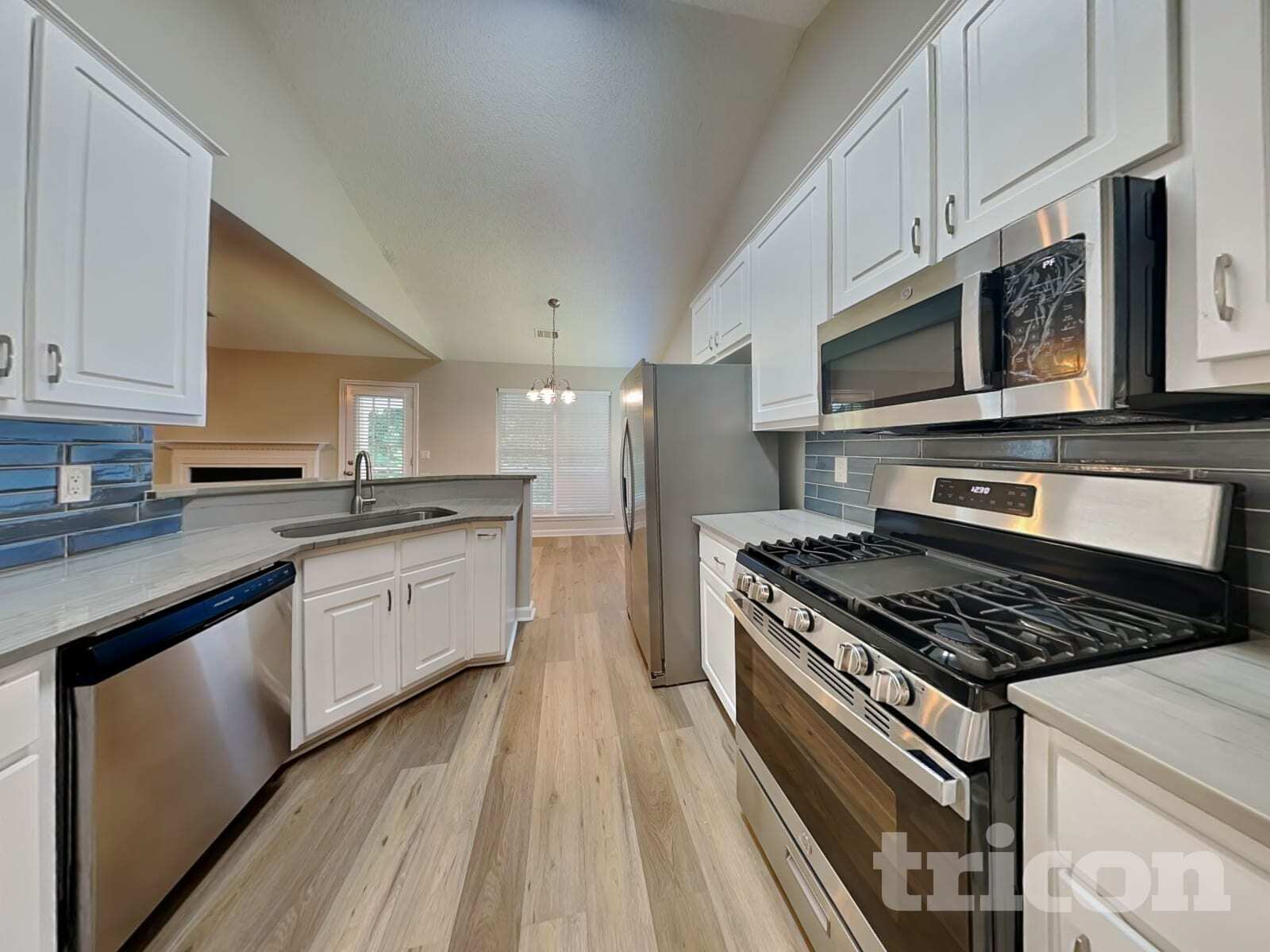 Building Photo - 5769 Village Loop