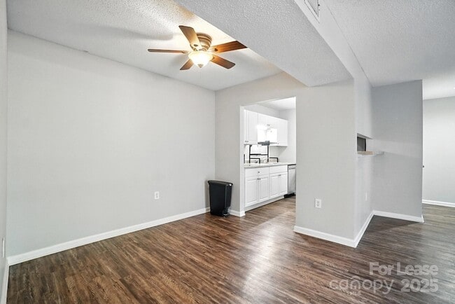 Building Photo - 5020 Sardis Rd