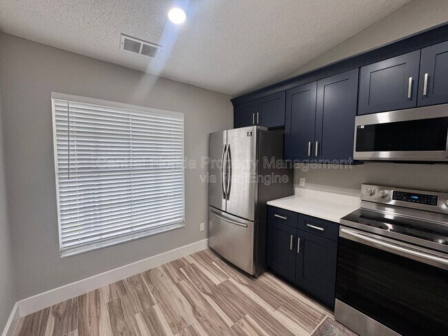 Building Photo - 13903 Timberland Dr