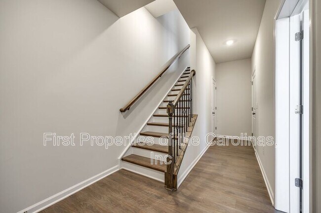 Building Photo - 143 Morning Gap Pkwy