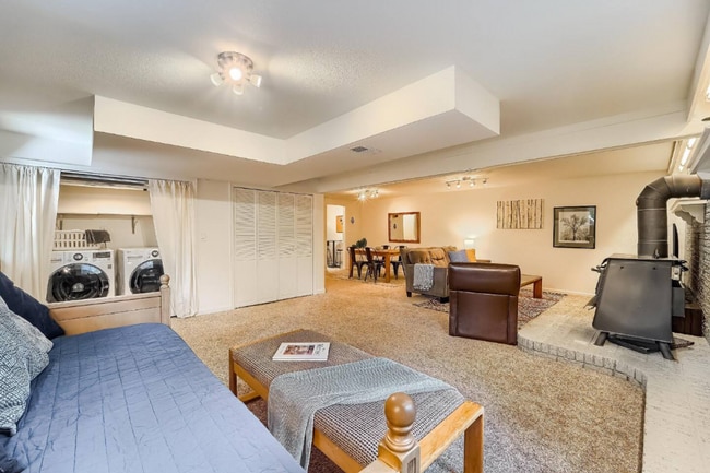 Building Photo - Cozy Arvada Downstairs Duplex Available Now!