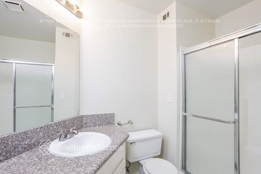 Building Photo - 9122 Owari Ln