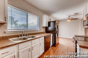 Building Photo - 6143 Lyndell Spring