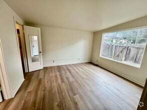 Building Photo - Lovely 1 bedroom cottage in Monterey avail...