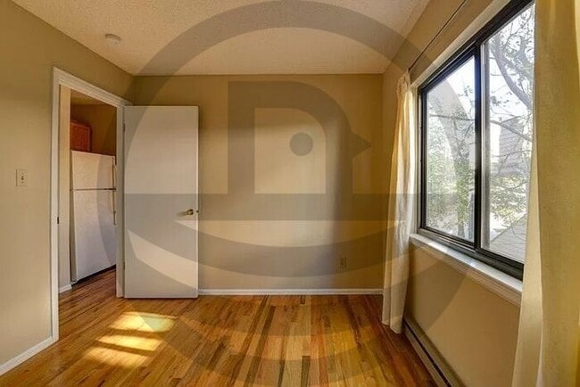 Building Photo - Special Promo Alert!  $500 off of the firs...
