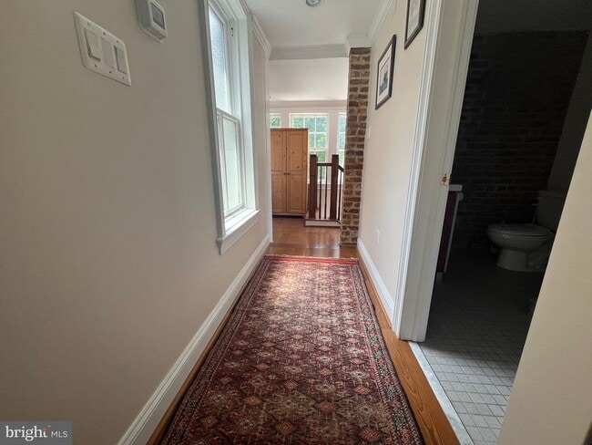 Building Photo - 109 S Columbus St