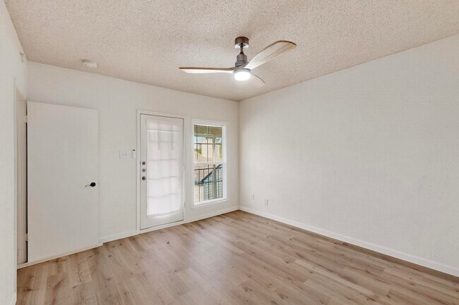 Building Photo - 5981 Arapaho Rd