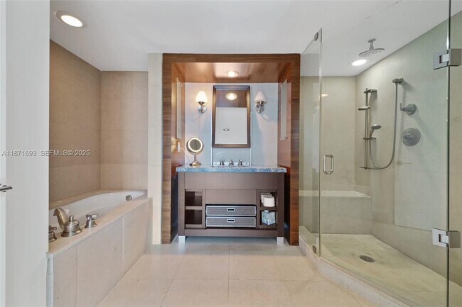 Building Photo - 6801 Collins Ave