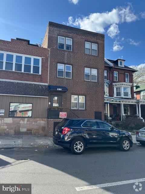 Building Photo - 230 S 45th St