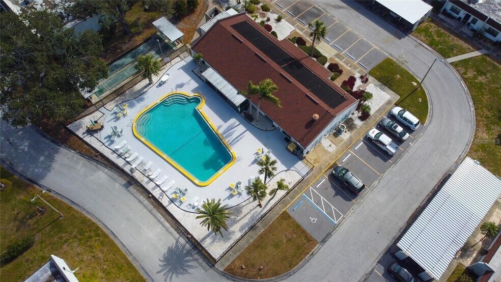 Building Photo - 11620 Park Blvd