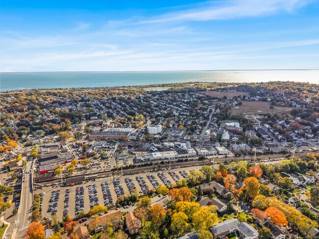 Building Photo - 245 Unquowa Rd