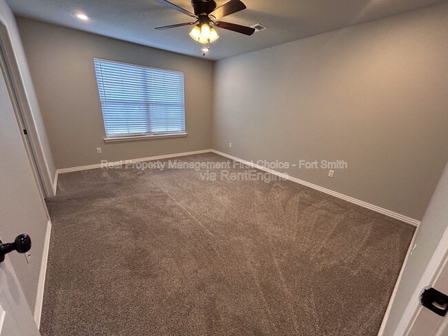 Building Photo - 446 N Albert Pike Ave