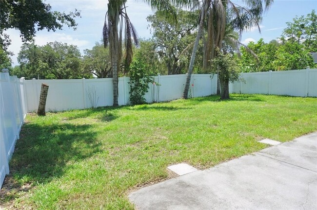 Building Photo - 2093 Whispering Trails Blvd