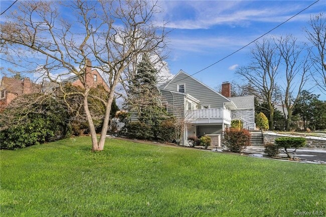 Building Photo - 6 Club Way