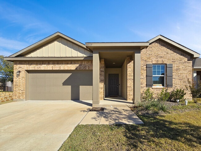 Primary Photo - ***Move-in Special*** Move in by 11/30/202...