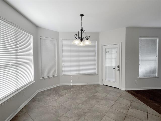 Building Photo - 7850 Greenvalley Ln