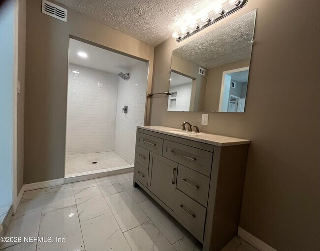 Building Photo - 8608 2nd Ave