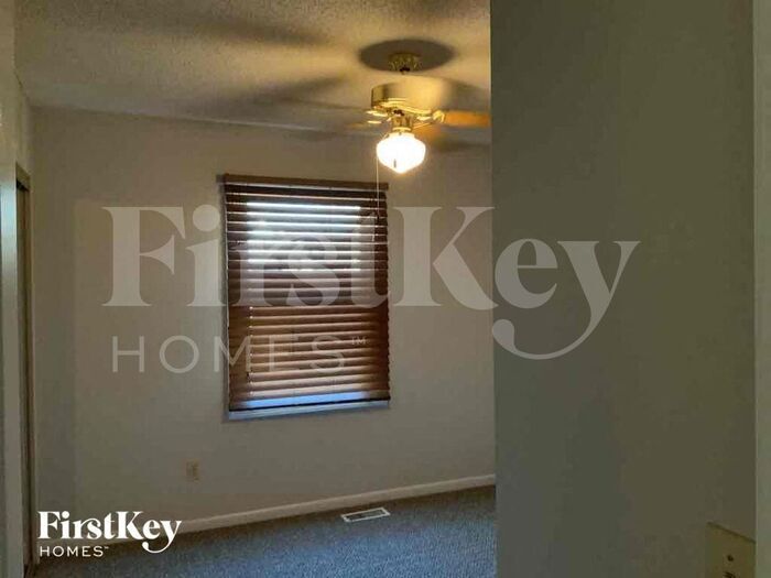 Building Photo - 1409 NE 101st Terrace