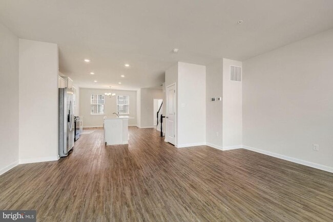Building Photo - 7064 Delegate Pl