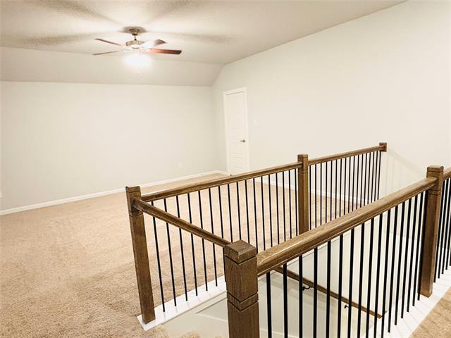 Building Photo - 4732 Bluffview Dr