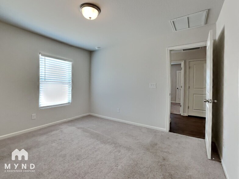 Building Photo - 254 S Picacho Heights Rd