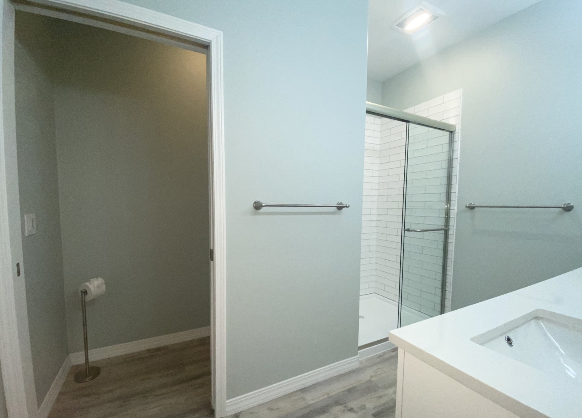 Building Photo - 625 Asilo