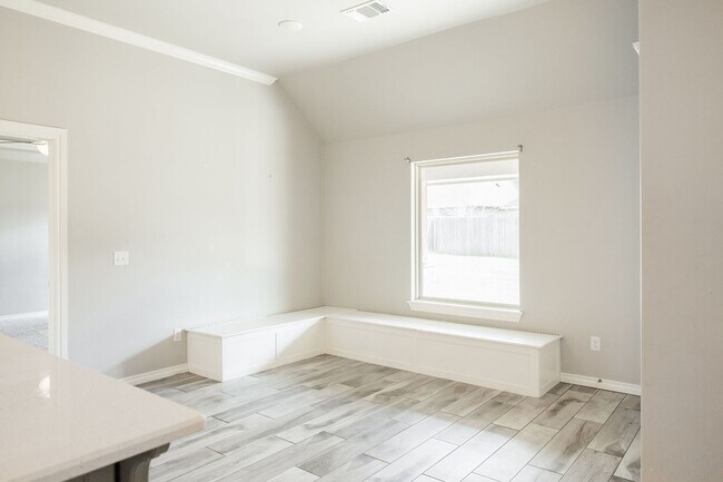 Building Photo - 3320 NW 187 Ter