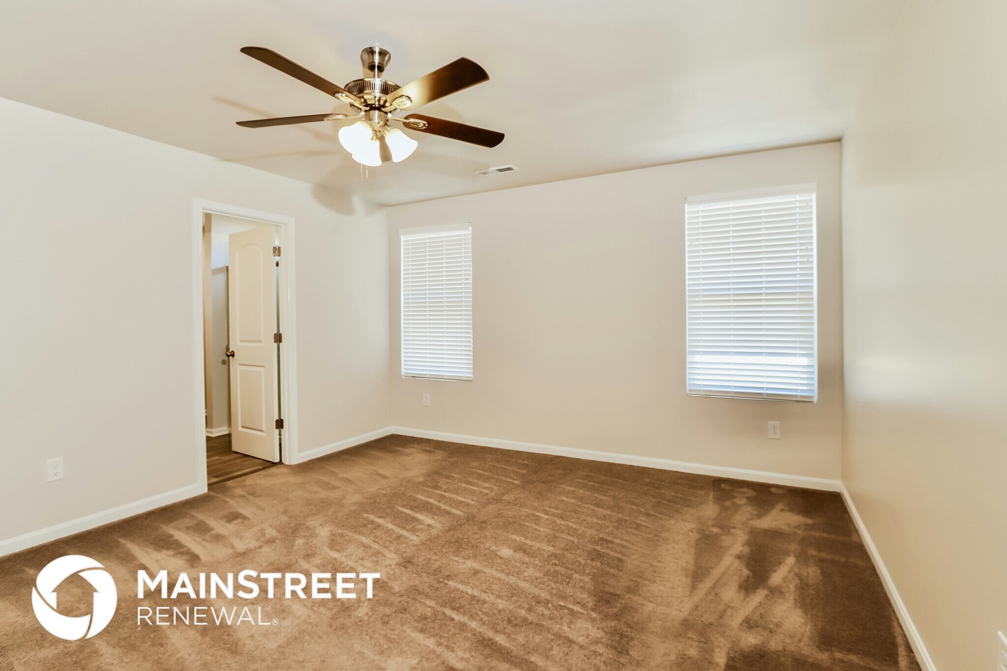 Building Photo - 443 Vildana Wy