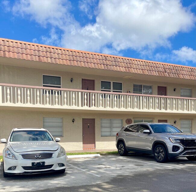 Building Photo - 3777 NW 78th Ave