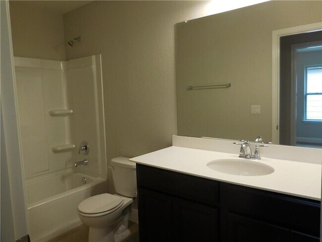 Building Photo - 10614 Turnbull Loop