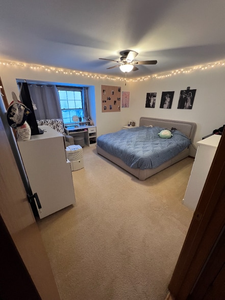 Building Photo - 611 Barrington Ct