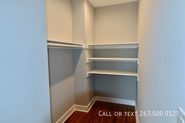 Building Photo - 330 Cambridge St