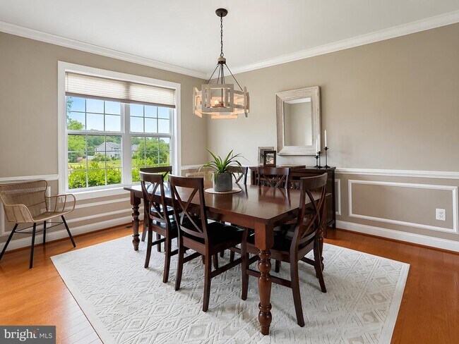 Building Photo - 23017 Holloway Ct