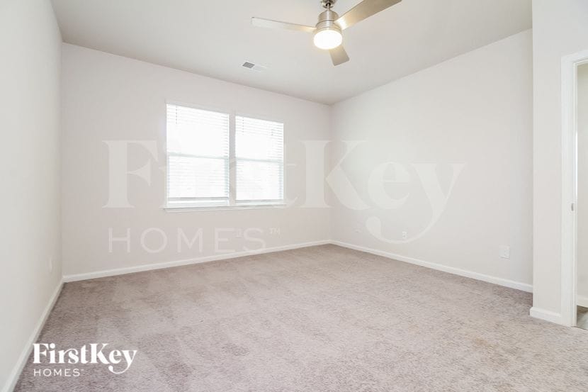 Building Photo - 457 Yoshino Cherry Dr