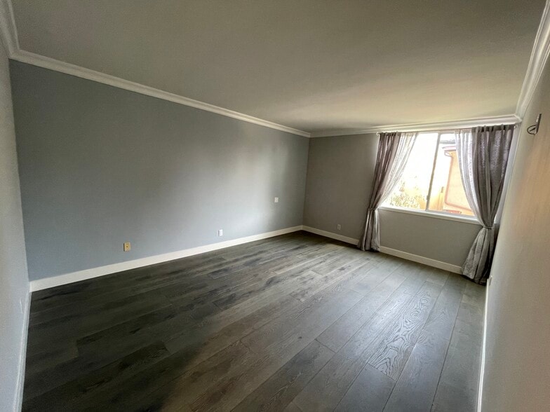 Primary bedroom suite - 901 10th St