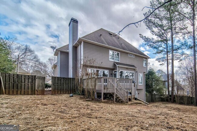 Building Photo - 2011 Town Lake Hills W