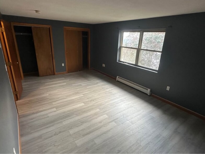 Building Photo - 17 Willis St